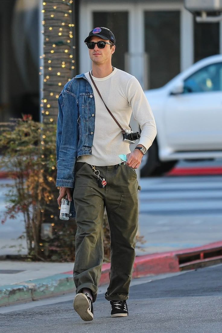 Jacob Elordi: elegancia australiana con ADN noventero