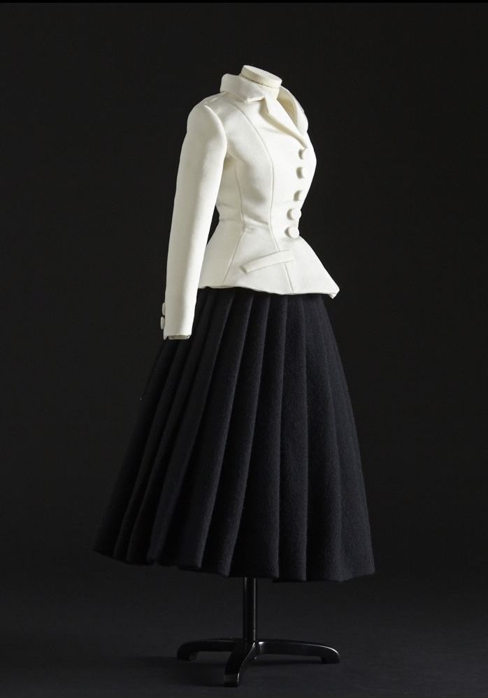 El vestido más codiciado de Dior: el icónico “Bar Suit” reinventado