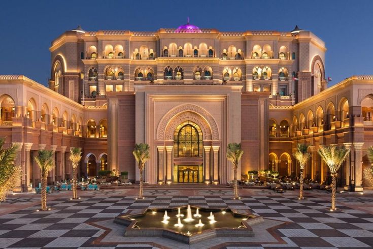 Emirates Palace Mandarin Oriental, dentro del hotel más caro del mundo: lujo desmedido y opulencia en cada pared
